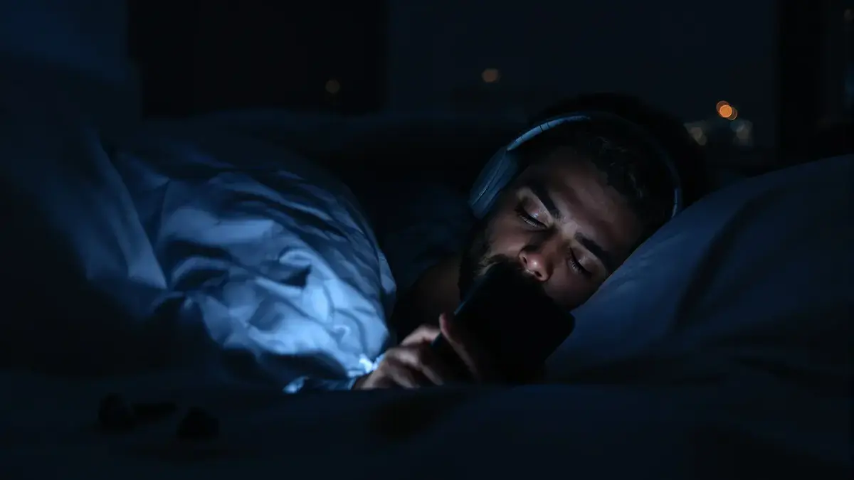 Odborníci sú si istí ružový šum, často považovaný za relaxačný, môže narušiť váš spánok a mať negatívny vplyv na vaše zdravie